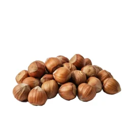 avellana con cáscara